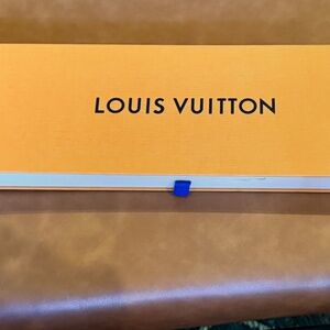 NWT - LOUIS VUITTON TIE
